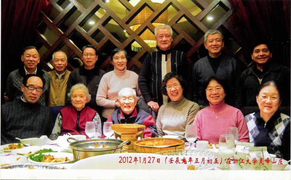 62级聚会（2012.1）.jpg